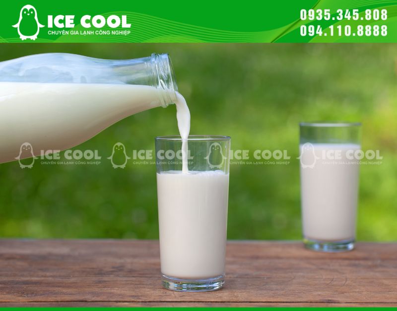 Sữa tươi cần được bảo quản lạnh để duy trì chất lượng
